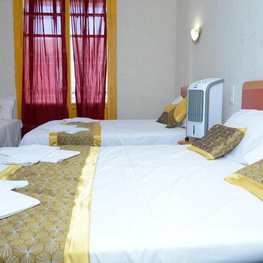 Aux Armes De Belgique Hotel